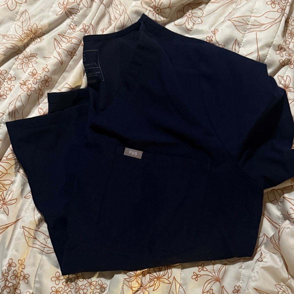 Figs Deep Blue Scrub Top
